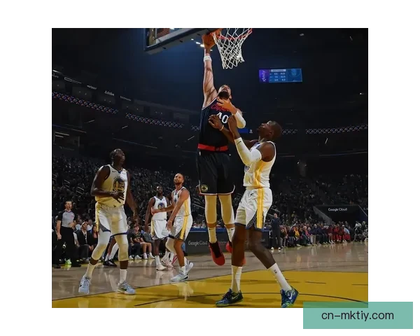 快船送走哈登祖巴茨雷霆躺赢